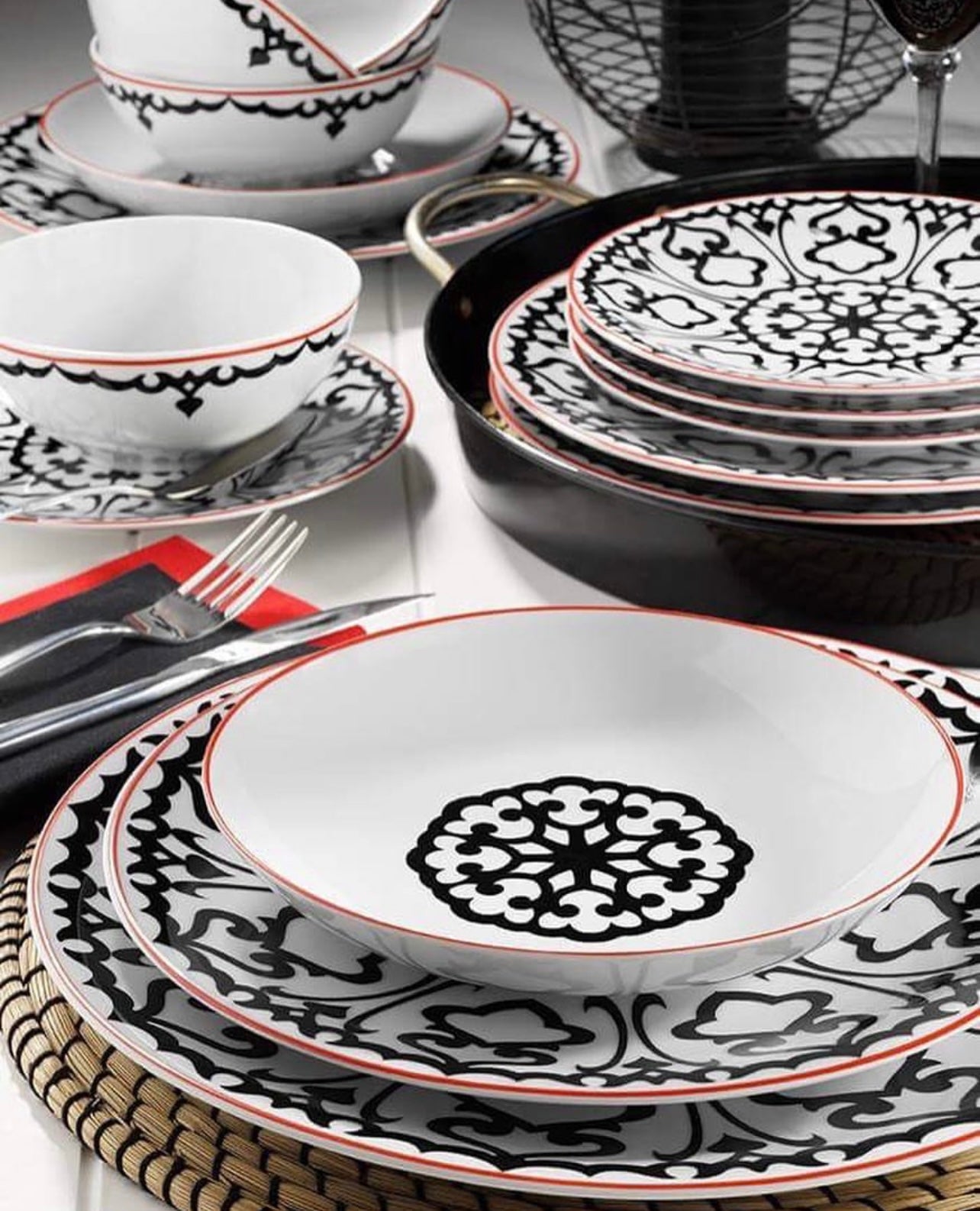 Kutahya Porcelain - Dinner Set 24 Pcs - Turkey